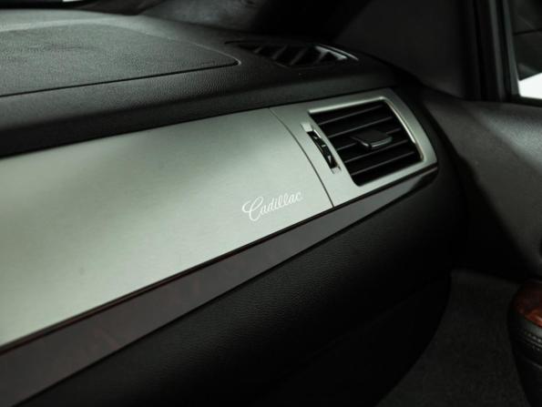 Cadillac Escalade III с пробегом 2010 года, цена 1 599 585 рублей, 262442 км, внедорожник, Автокод Объявления