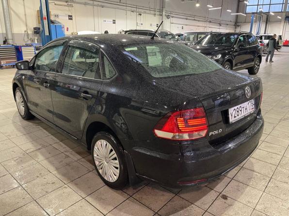 Volkswagen Polo V Рестайлинг с пробегом 2016 года, цена 890 000 рублей, 141086 км, седан, Автокод Объявления