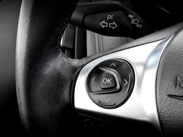 Ford Focus III с пробегом 2015 года, цена 875 000 рублей, 137938 км, универсал, Автокод Объявления