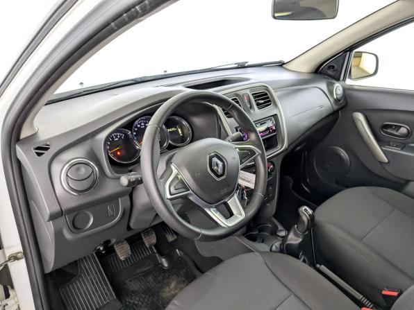 Renault Logan II Рестайлинг с пробегом 2019 года, цена 1 125 000 рублей, 84631 км, седан, Автокод Объявления