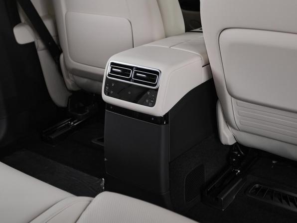 Новый Li Auto (Lixiang) L7 I Рестайлинг 2026 года, цена 10 690 000 рублей, внедорожник, Автокод Объявления