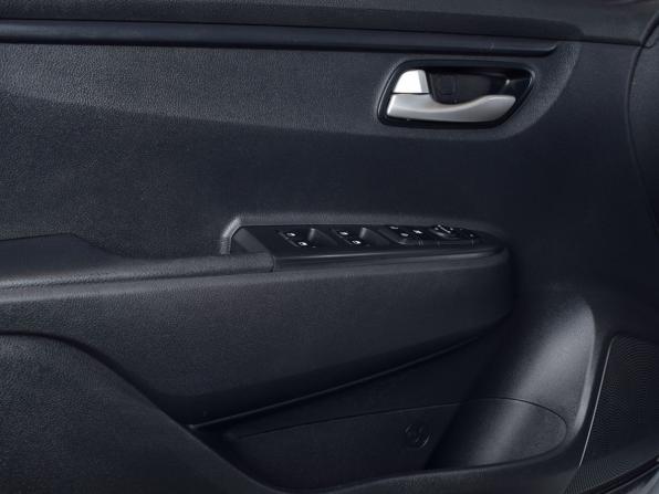 Kia Rio IV с пробегом 2018 года, цена 1 564 995 рублей, 46323 км, хэтчбек, Автокод Объявления