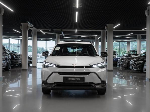 Toyota Frontlander с пробегом 2026 года, цена 3 900 000 рублей, 326 км, внедорожник, Автокод Объявления