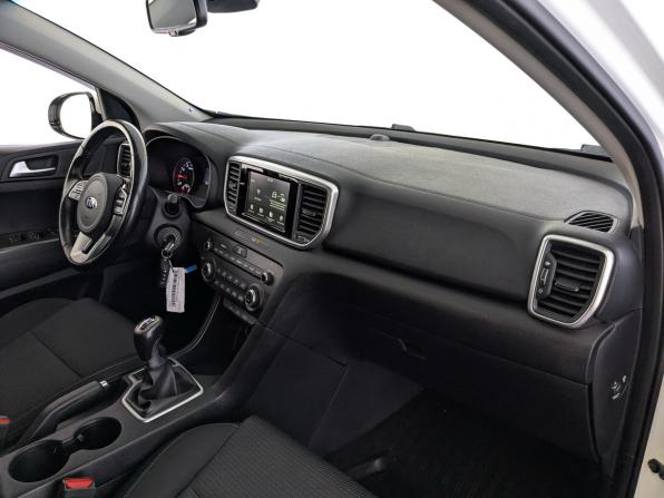 Kia Sportage IV Рестайлинг с пробегом 2019 года, цена 1 795 000 рублей, 170193 км, внедорожник, Автокод Объявления