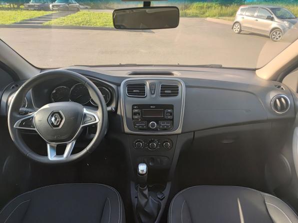 Renault Logan II Рестайлинг с пробегом 2021 года, цена 649 000 рублей, 64000 км, седан, Автокод Объявления