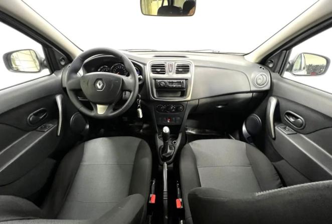 Renault Logan I Рестайлинг с пробегом 2014 года, цена 370 000 рублей, 108547 км, седан, Автокод Объявления