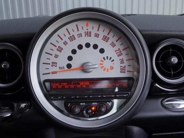 Mini Hatch II (R56) Рестайлинг с пробегом 2010 года, цена 1 160 000 рублей, 165673 км, хэтчбек, Автокод Объявления