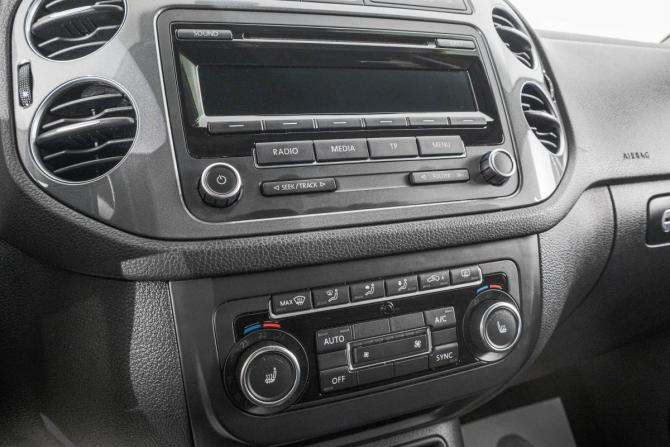 Volkswagen Tiguan I Рестайлинг с пробегом 2014 года, цена 1 259 000 рублей, 151100 км, внедорожник, Автокод Объявления