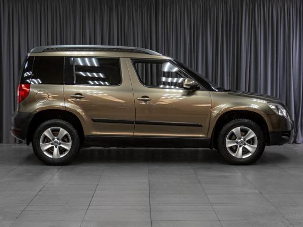 Skoda Yeti I с пробегом 2012 года, цена 719 000 рублей, 226689 км, внедорожник, Автокод Объявления