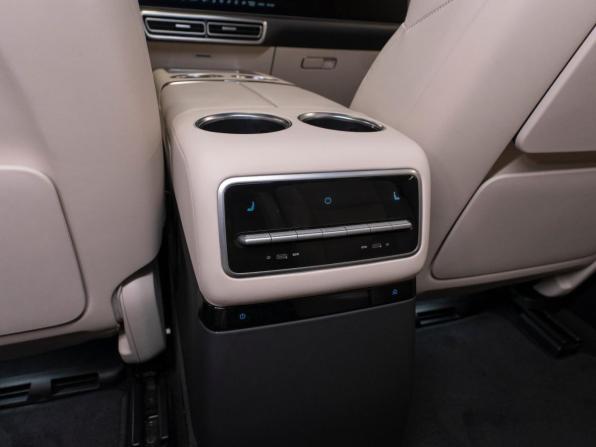 Li Auto (Lixiang) L9 I с пробегом 2023 года, цена 5 700 000 рублей, 30551 км, внедорожник, Автокод Объявления