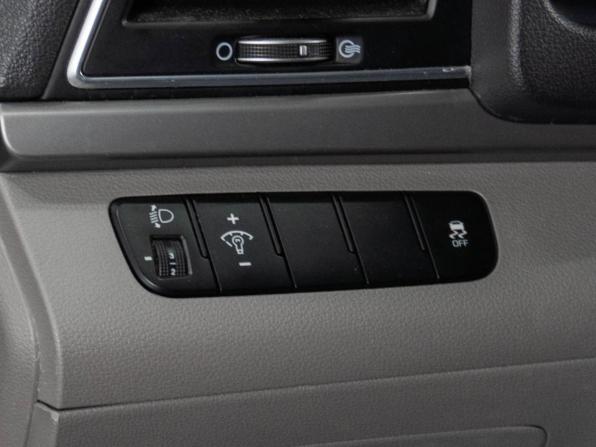 Hyundai Elantra VI (AD) с пробегом 2016 года, цена 1 070 000 рублей, 238171 км, седан, Автокод Объявления