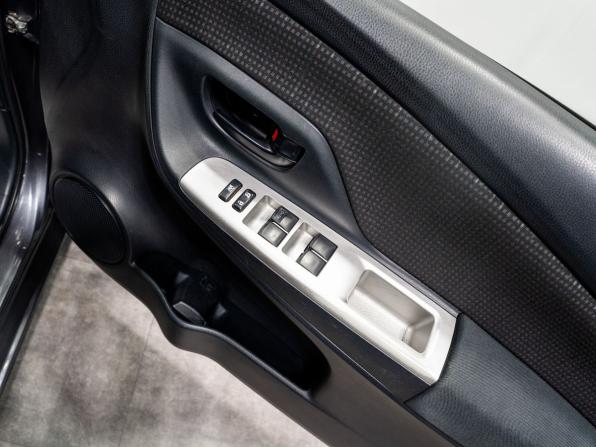 Toyota Vitz III (XP130) Рестайлинг с пробегом 2016 года, цена 795 000 рублей, 137300 км, хэтчбек, Автокод Объявления