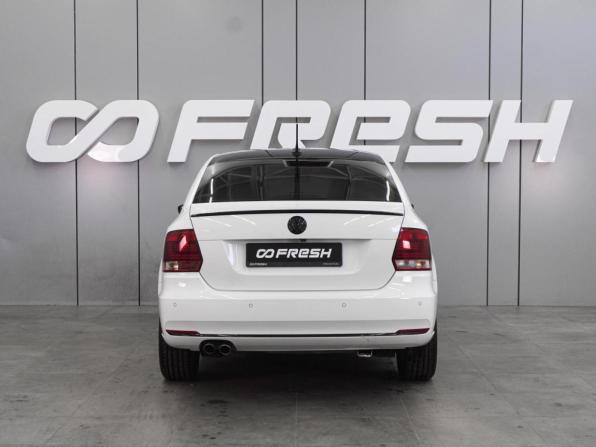Volkswagen Polo V Рестайлинг с пробегом 2019 года, цена 1 537 000 рублей, 91049 км, седан, Автокод Объявления