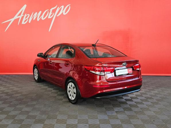 Kia Rio III Рестайлинг с пробегом 2017 года, цена 1 049 000 рублей, 149000 км, седан, Автокод Объявления