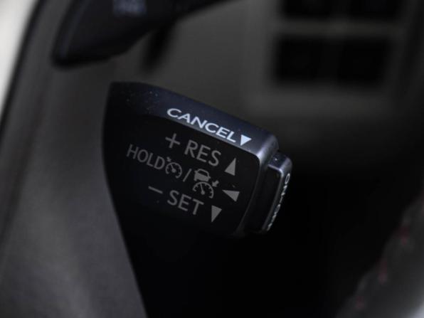 Toyota Land Cruiser 200 Series Рестайлинг 2 с пробегом 2019 года, цена 8 190 000 рублей, 65646 км, внедорожник, Автокод Объявления