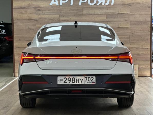 Hyundai Elantra VII (CN7) Рестайлинг с пробегом 2023 года, цена 2 050 000 рублей, 25563 км, седан, Автокод Объявления