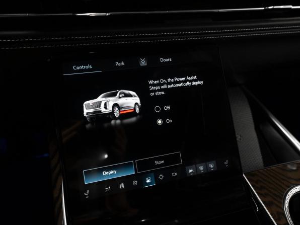 Cadillac Escalade V Рестайлинг с пробегом 2025 года, цена 20 700 000 рублей, 400 км, внедорожник, Автокод Объявления