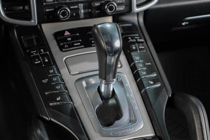 Porsche Cayenne II (958) с пробегом 2012 года, цена 2 069 000 рублей, 169000 км, внедорожник, Автокод Объявления
