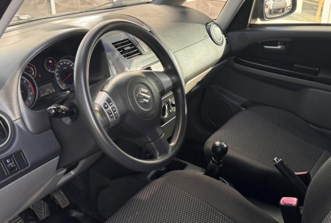 Suzuki SX4 I (Classic) Рестайлинг с пробегом 2010 года, цена 650 000 рублей, 286488 км, хэтчбек, Автокод Объявления