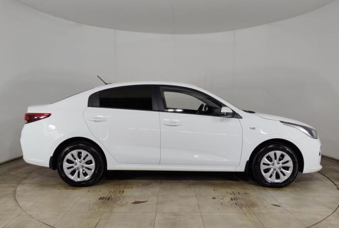 Kia Rio IV с пробегом 2019 года, цена 1 547 000 рублей, 37096 км, седан, Автокод Объявления