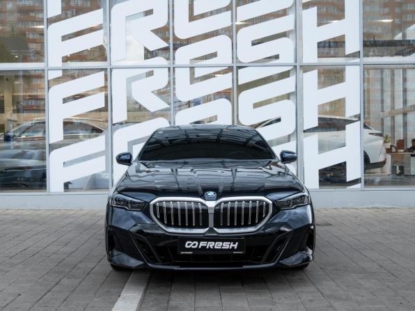 BMW 5 серии VIII (G60/G61/G68) с пробегом 2024 года, цена 6 600 000 рублей, 36370 км, седан, Автокод Объявления