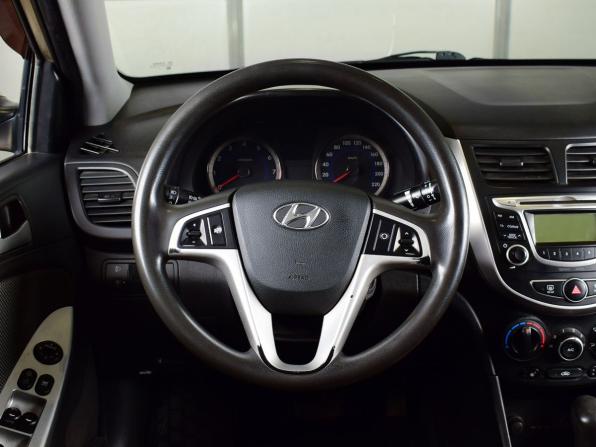 Hyundai Solaris I с пробегом 2013 года, цена 889 995 рублей, 144717 км, седан, Автокод Объявления
