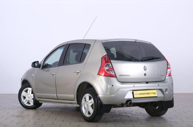 Renault Sandero I с пробегом 2010 года, цена 559 000 рублей, 180000 км, хэтчбек, Автокод Объявления