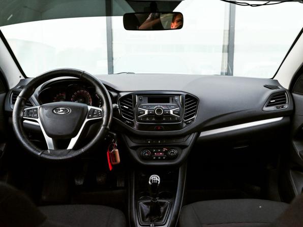 Lada (ВАЗ) Vesta I с пробегом 2018 года, цена 879 000 рублей, 192000 км, универсал, Автокод Объявления