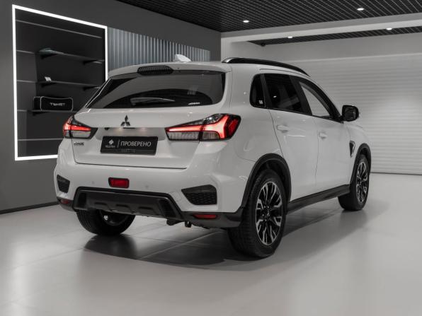 Mitsubishi ASX I Рестайлинг 3 с пробегом 2024 года, цена 3 400 000 рублей, 115 км, внедорожник, Автокод Объявления