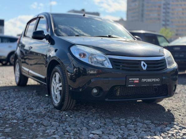 Renault Sandero I с пробегом 2010 года, цена 485 000 рублей, 224313 км, хэтчбек, Автокод Объявления