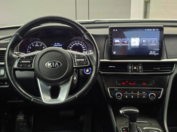 Kia Optima IV Рестайлинг с пробегом 2018 года, цена 1 999 000 рублей, 131000 км, седан, Автокод Объявления