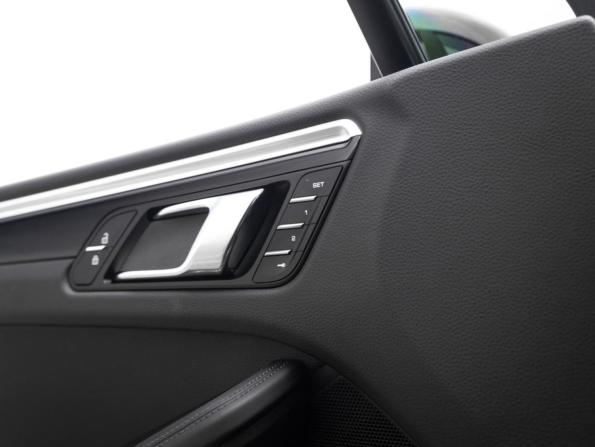 Porsche Macan I Рестайлинг 2 с пробегом 2021 года, цена 8 811 000 рублей, 22070 км, внедорожник, Автокод Объявления