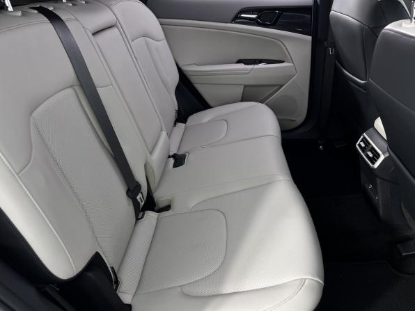 Kia Sportage V с пробегом 2025 года, цена 3 250 000 рублей, 30500 км, внедорожник, Автокод Объявления