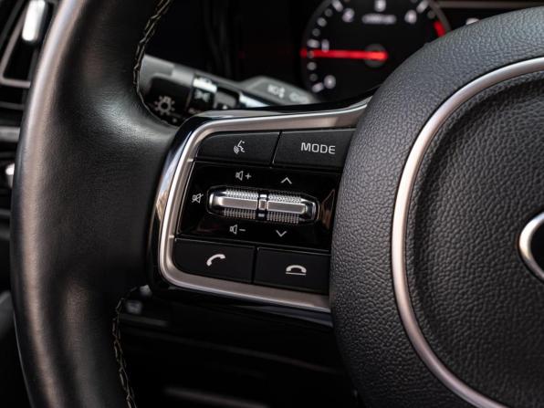 Kia Sorento IV с пробегом 2020 года, цена 3 630 000 рублей, 48159 км, внедорожник, Автокод Объявления