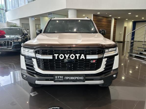 Toyota Land Cruiser 300 Series с пробегом 2022 года, цена 10 979 000 рублей, 51016 км, внедорожник, Автокод Объявления