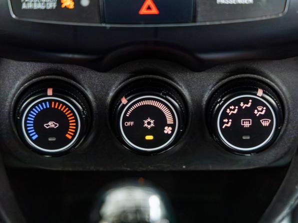 Mitsubishi ASX I с пробегом 2012 года, цена 1 143 000 рублей, 71177 км, внедорожник, Автокод Объявления