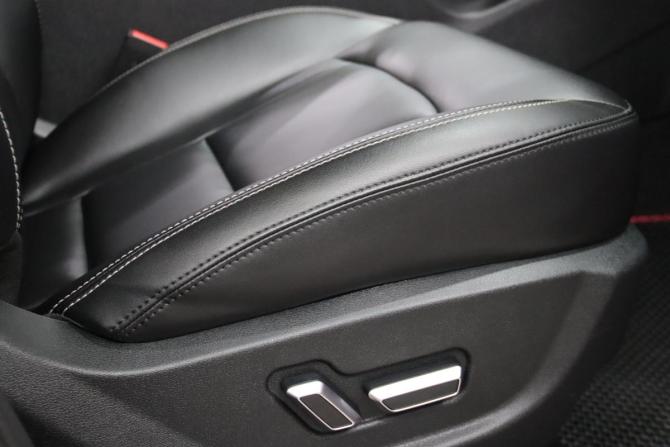 Geely Atlas I с пробегом 2019 года, цена 1 485 850 рублей, 145964 км, внедорожник, Автокод Объявления
