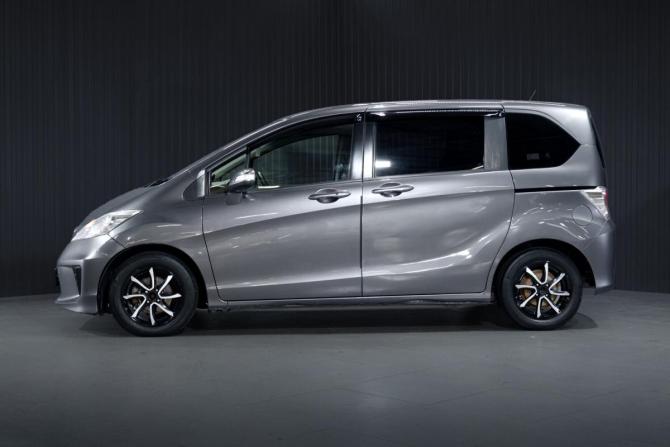 Honda Freed II с пробегом 2016 года, цена 1 249 000 рублей, 200000 км, компактвэн, Автокод Объявления