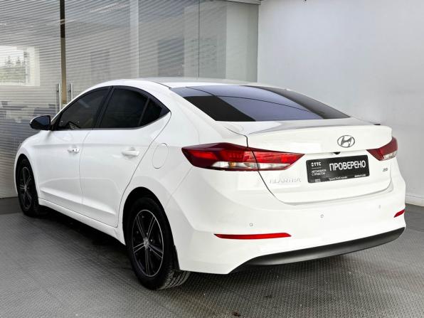 Hyundai Elantra VI (AD) с пробегом 2016 года, цена 1 300 000 рублей, 181455 км, седан, Автокод Объявления