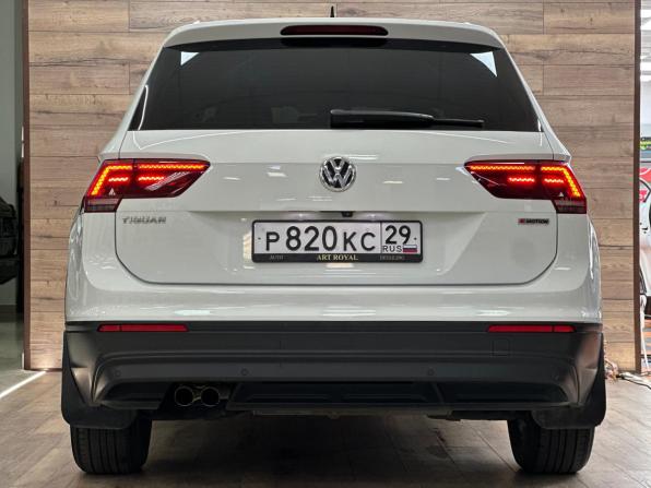 Volkswagen Tiguan II с пробегом 2018 года, цена 2 690 000 рублей, 106740 км, внедорожник, Автокод Объявления