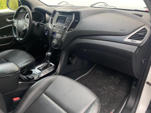Hyundai Santa Fe III Рестайлинг с пробегом 2018 года, цена 2 599 000 рублей, 136223 км, внедорожник, Автокод Объявления