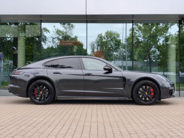 Porsche Panamera II с пробегом 2018 года, цена 8 650 000 рублей, 68686 км, фастбек, Автокод Объявления