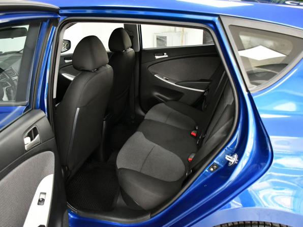 Hyundai Solaris I с пробегом 2012 года, цена 647 000 рублей, 112407 км, хэтчбек, Автокод Объявления