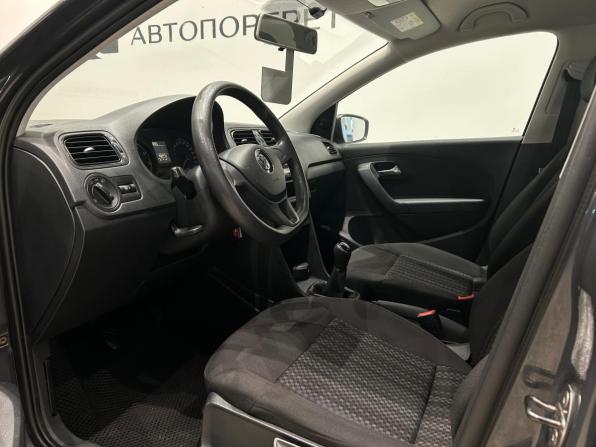 Volkswagen Polo V Рестайлинг с пробегом 2015 года, цена 849 000 рублей, 153243 км, седан, Автокод Объявления