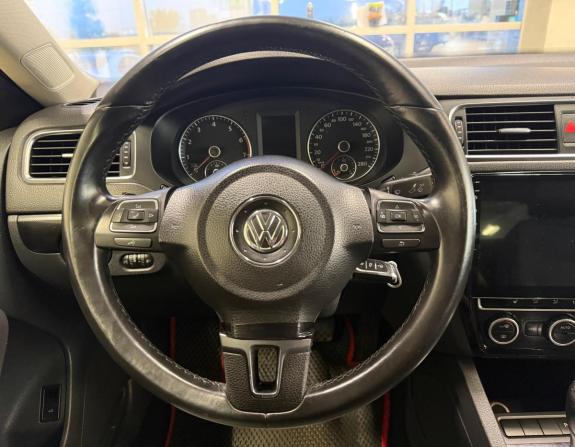 Volkswagen Jetta VI с пробегом 2012 года, цена 1 050 000 рублей, 236000 км, седан, Автокод Объявления