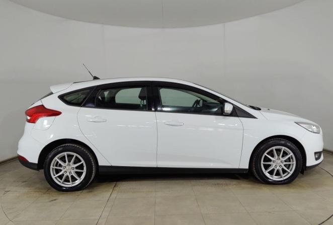 Ford Focus III Рестайлинг с пробегом 2018 года, цена 1 025 000 рублей, 91009 км, хэтчбек, Автокод Объявления
