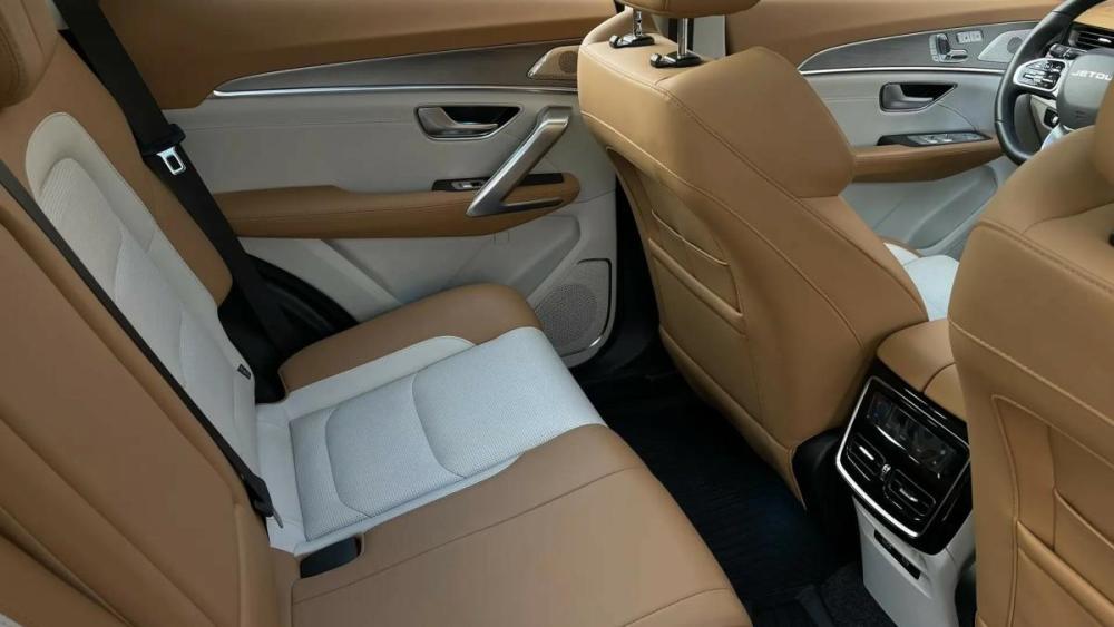JETOUR X70+ I Рестайлинг Оренбург  - изображение 17