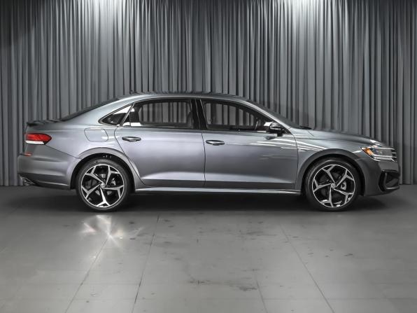 Volkswagen Passat (North America and China) II (NA Market) с пробегом 2021 года, цена 3 498 000 рублей, 16374 км, седан, Автокод Объявления
