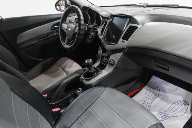 Chevrolet Cruze I с пробегом 2012 года, цена 899 000 рублей, 176000 км, хэтчбек, Автокод Объявления