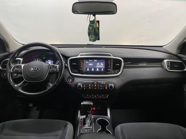 Kia Sorento III Prime Рестайлинг с пробегом 2018 года, цена 2 130 000 рублей, 117940 км, внедорожник, Автокод Объявления